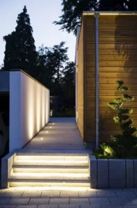 27 light up the steps to show where to go