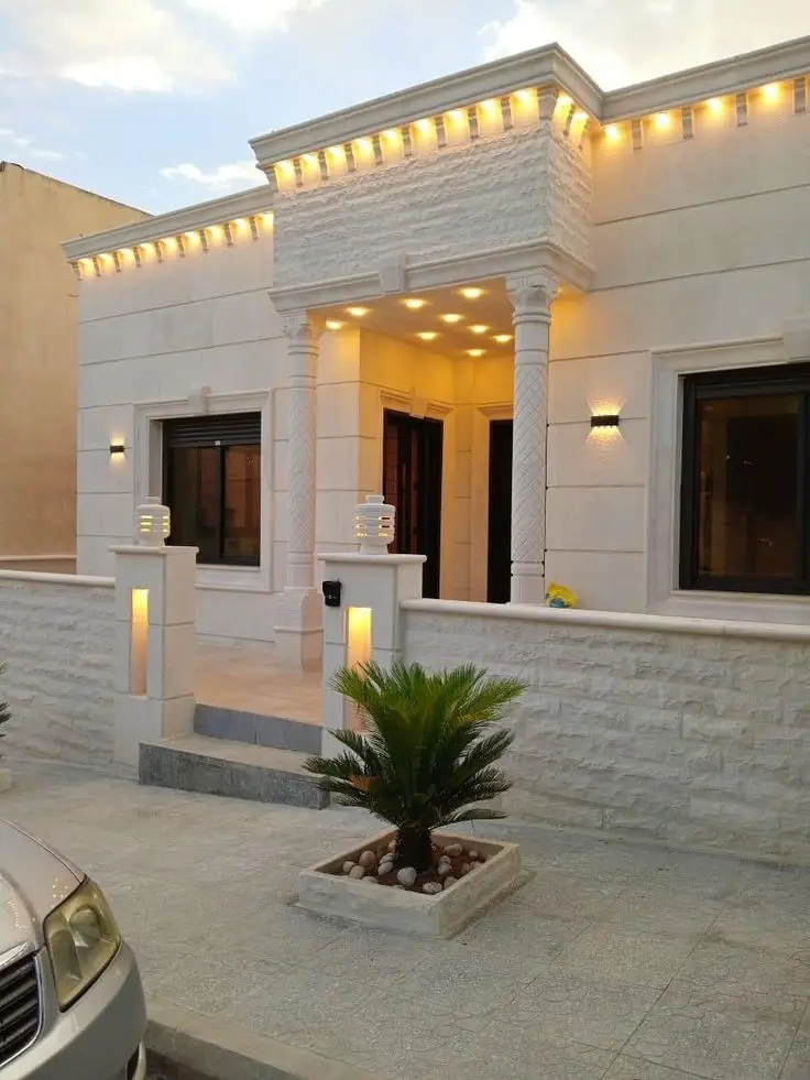 نقدم في DekorSa خدمات ترميمات عامة شاملة للمنازل، الفلل، والشقق بلمسة احترافية تجمع بين الجودة العالية والتصاميم العصرية. سواءً كنت تبحث عن إصلاح التشققات في الجدران، أو تجديد الواجهات، أو إعادة تشطيب داخلي وخارجي، فنحن نوفر لك الحلول الكاملة التي تعيد لمكانك رونقه الأصلي وتمنحه مظهرًا جديدًا راقيًا. خدمات الترميم لدينا تشمل: إصلاح الجدران المتشققة أو المتضررة. ترميم الواجهات الخارجية للمباني والفلل. تجديد الأرضيات والأسقف. دهانات وتشطيبات حديثة بألوان عصرية. معالجة مشاكل الرطوبة والعزل. تحسين المساحات الداخلية لتصبح أكثر عملية وجمالًا. لماذا تختارنا؟ لأننا نحرص على استخدام أفضل المواد وأحدث الأساليب في أعمال الترميم والصيانة، مع فريق متخصص يضمن لك نتيجة تدوم طويلًا وتزيد من قيمة منزلك.