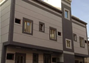 مع فريق متخصص في الترميمات العامة، نعيد لمكانك رونقه من خلال إصلاح الجدران، معالجة العيوب، تشطيبات عصرية وتجديد الواجهات، باستخدام مواد عالية الجودة وتقنيات متطورة.